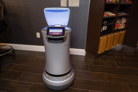 Welcome To Holiday Inn Express Mountain View Palo Alto - Relay Service Robot